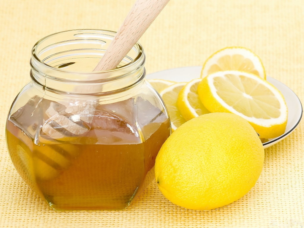 علاج الزكام بالعسل والزنجبيل