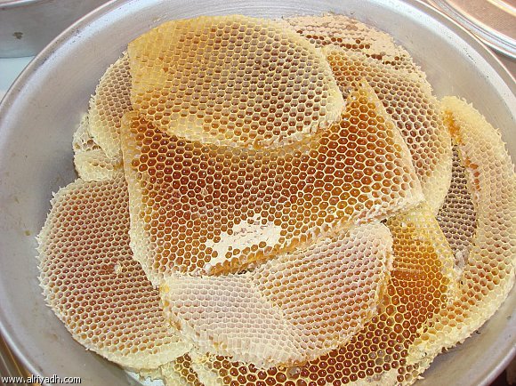 فوائد العسل للغدد