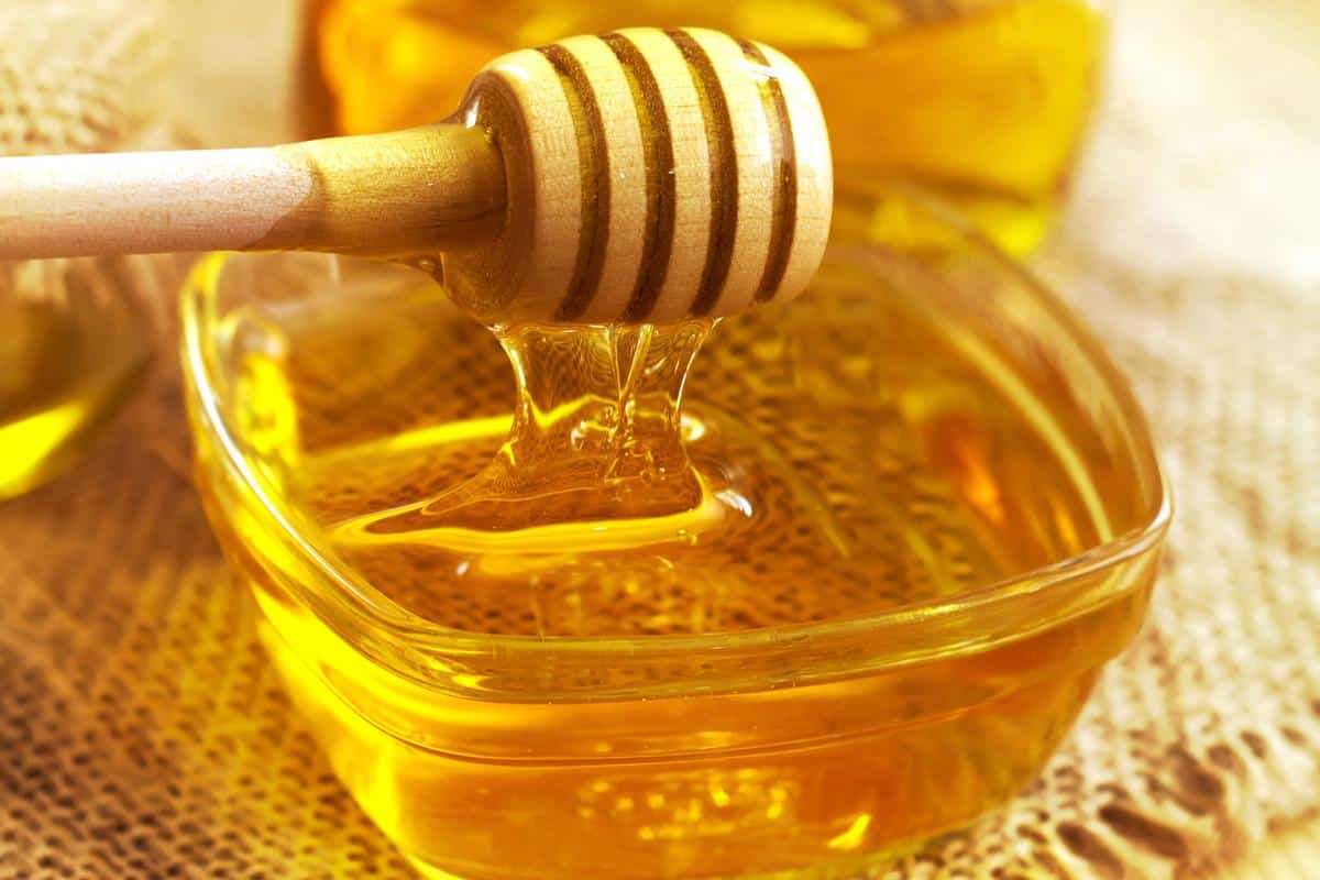 هل العسل ينظف القولون؟
