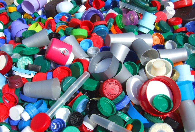 دراسة جدوى مشروع تصنيع علب بلاستيك